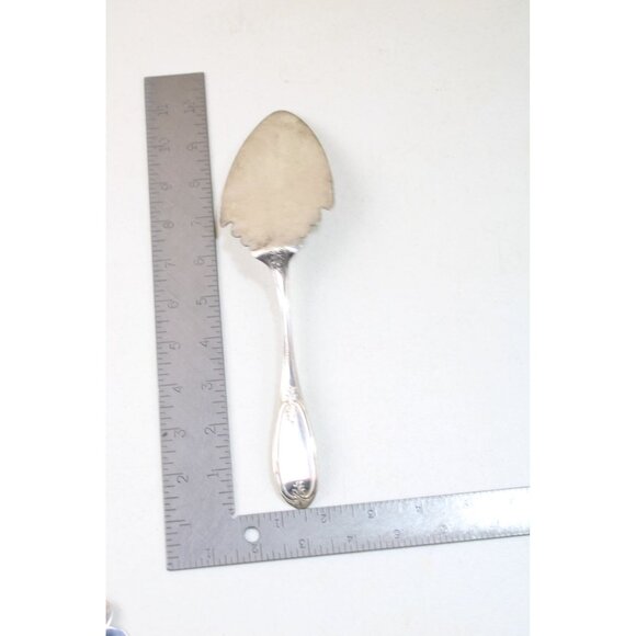 Wm Rogers Son Olive Cake Pie Server Dessert Knife Bright Cut Vintage 93377 - Picture 4 of 7